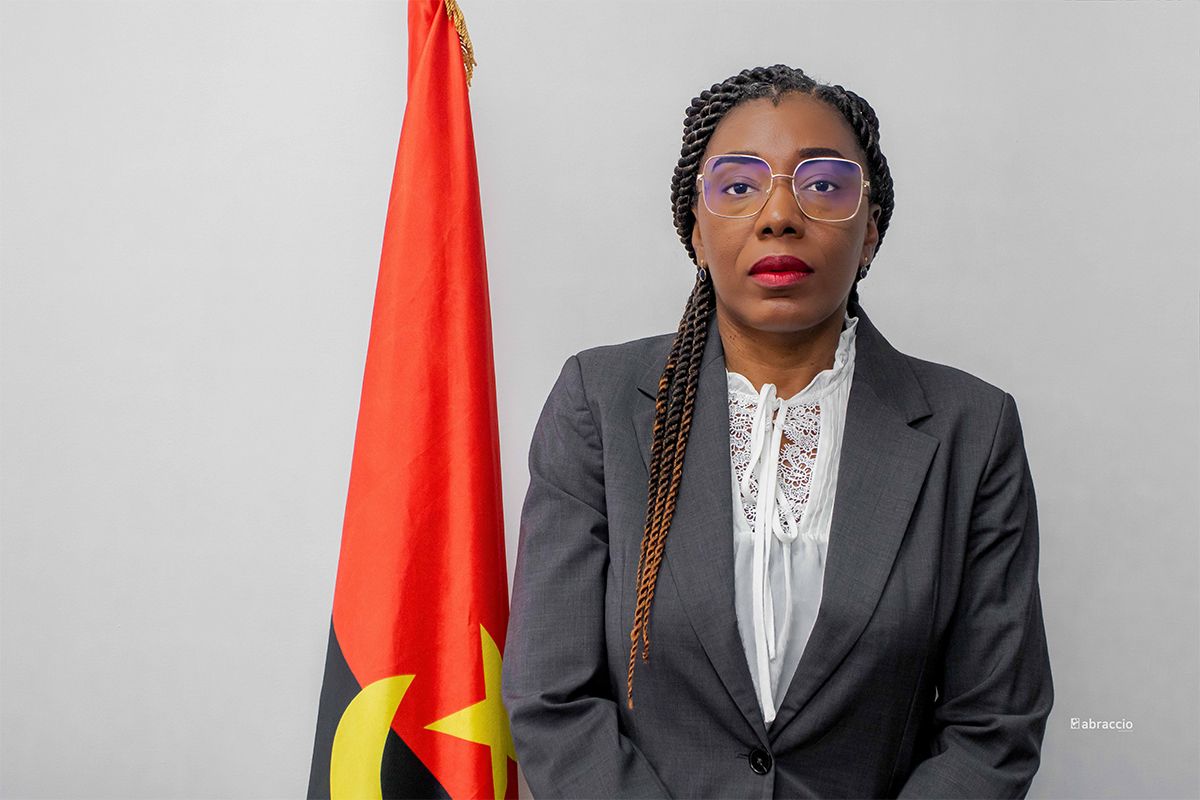 /uploads/pca_bandeira_de_angola_MG_8935_Editar_33294d0cc0.jpg